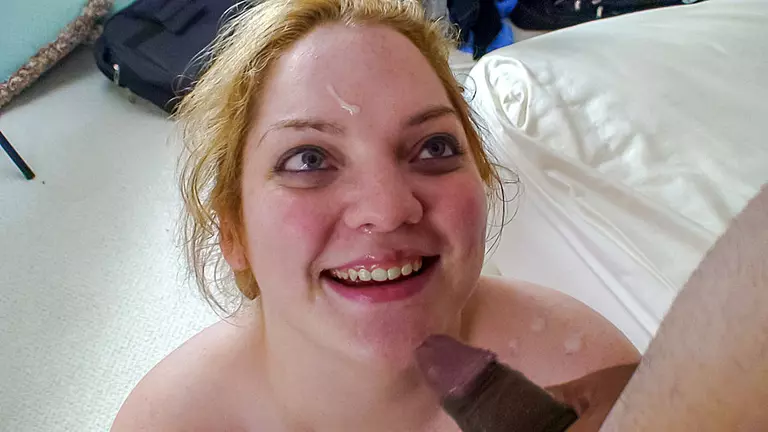 Amateur interracial couple make their first porn video - pornwhite.com